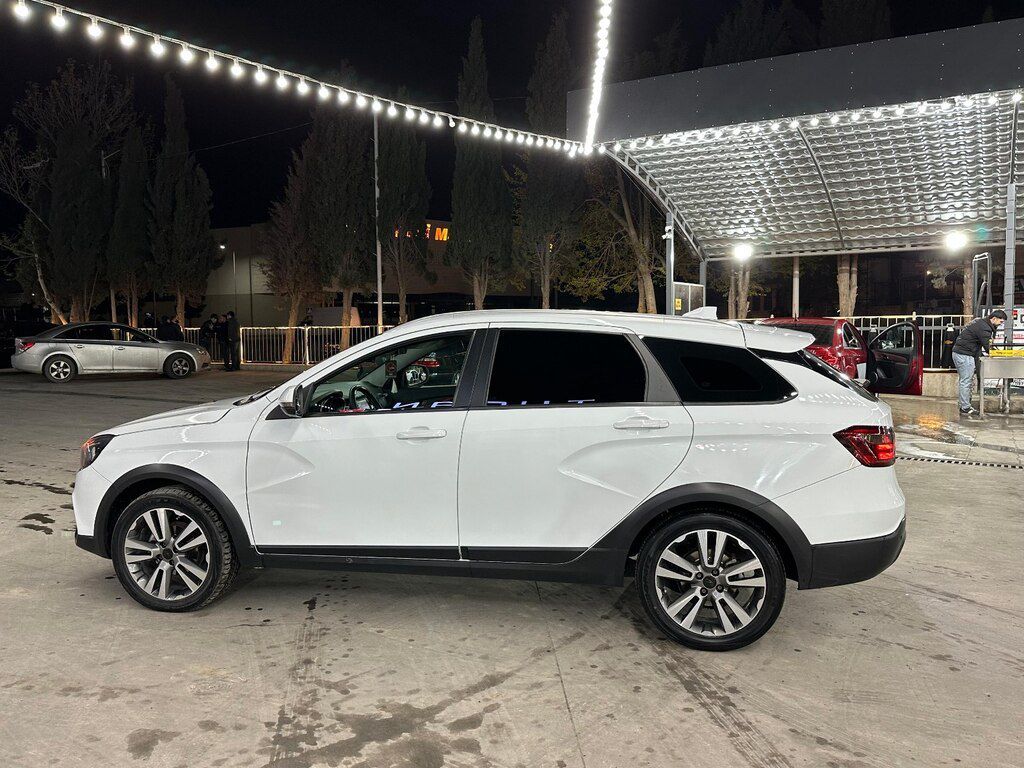 Lada (VAZ) Vesta SW, 1.8 L, 2018 il, 299 000 km — Avtomobillər, Gəncə (2)
