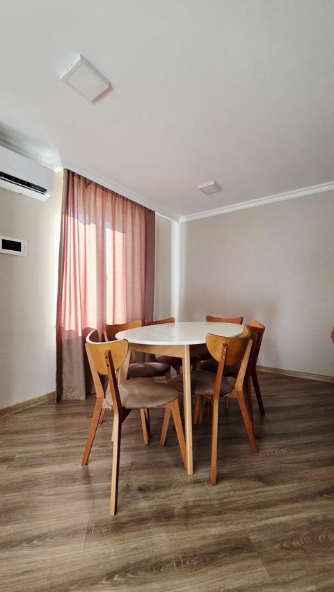 İcarəyə verilir 3 otaqlı köhnə tikili 87 m² — Bakı