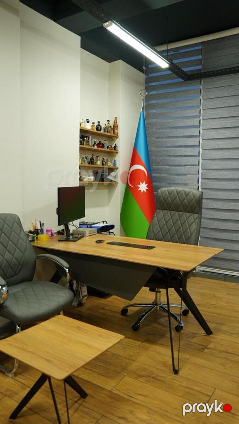 İcarəyə verilir 16 otaqlı ofis 530 m²