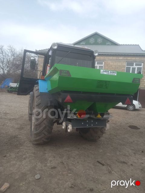İki discli mineral gübrə səpən – traktor arxasına qoşulan model — Tərtər