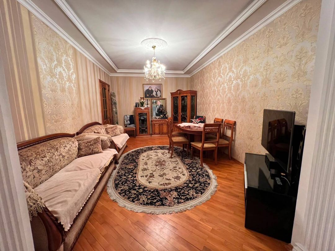 Satılır 3 otaqlı köhnə tikili 110 m² — Mənzil, Bakı (3)