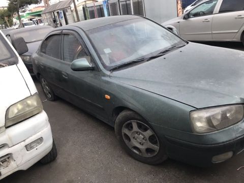 Hyundai Elantra: 1.6 l 2002 il Sedan — Sumqayıt
