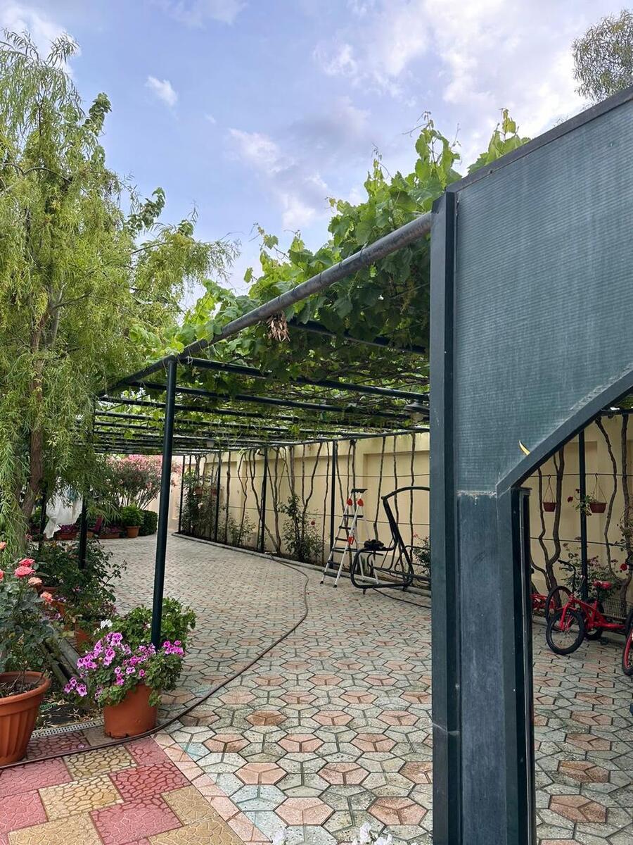 Satılır 4 otaqlı həyət evi/bağ evi 400 m² — Ev, villa, Bakı (12)