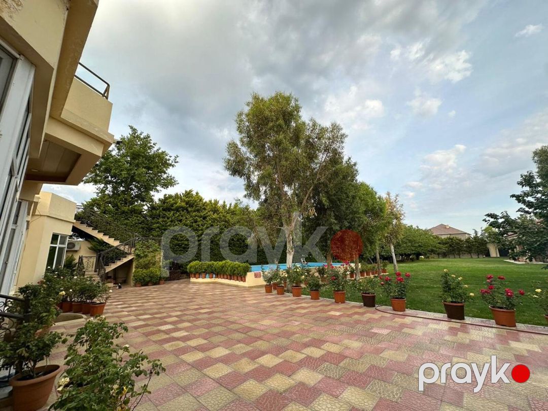 Satılır 4 otaqlı həyət evi/bağ evi 400 m² — Ev, villa, Bakı (6)
