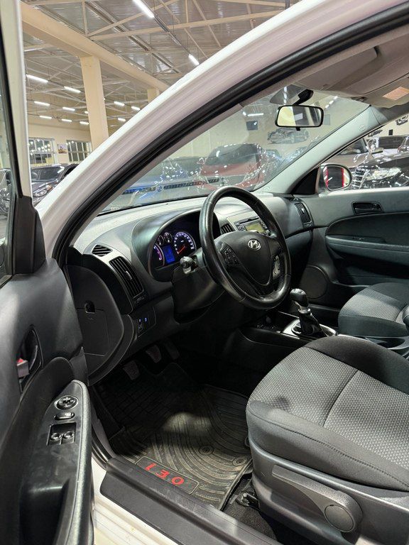 Hyundai i30, 1.4 L, 2011 il, 186 000 km — Avtomobillər, Sumqayıt (12)