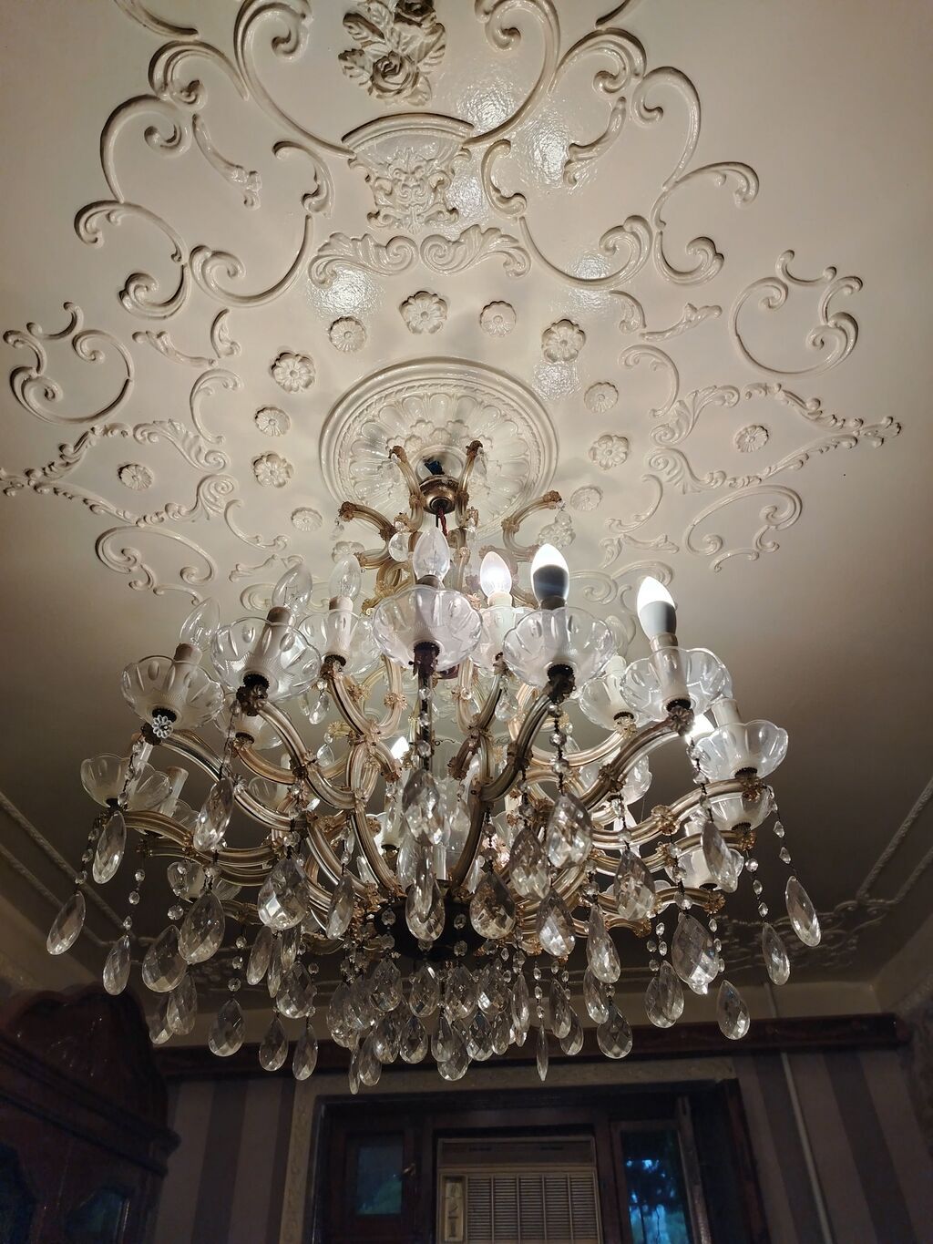 Çılçıraq, 10 və daha çox lampa, Xrustal — İşıqlandırma, Bakı (2)