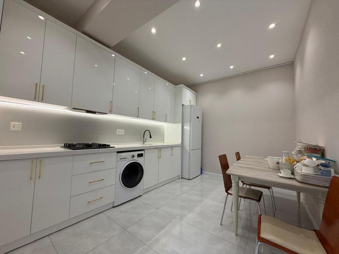 İcarəyə verilir 3 otaqlı yeni tikili 100 m² — Mənzil, Bakı (7)
