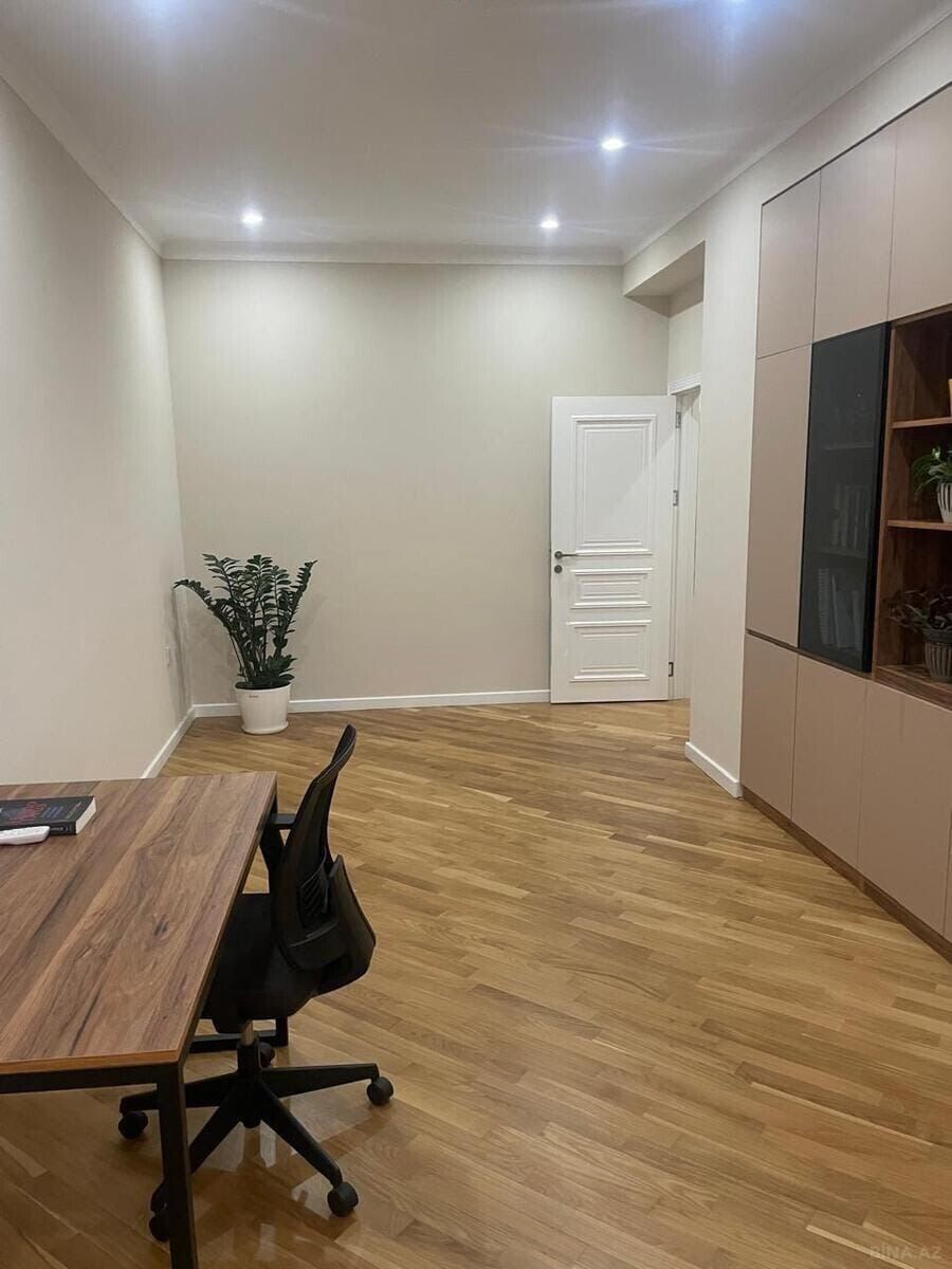 İcarəyə verilir 3 otaqlı yeni tikili 145 m² — Mənzil, Bakı (11)