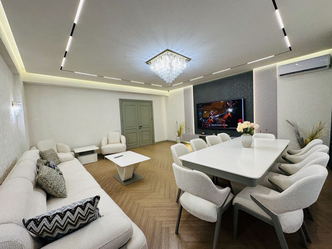 Satılır 4 otaqlı yeni tikili 178 m² — Mənzil, Bakı