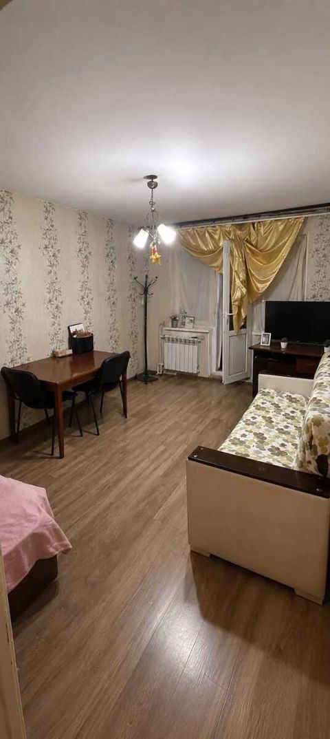 Satılır 1 otaqlı köhnə tikili 50 m² — Bakı