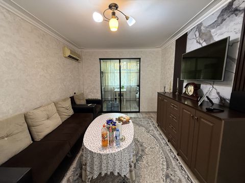 Satılır 2 otaqlı köhnə tikili 40 m² — Bakı