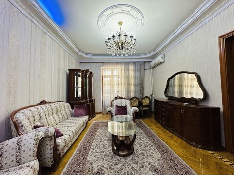 İcarəyə verilir 4 otaqlı köhnə tikili 120 m² — Bakı