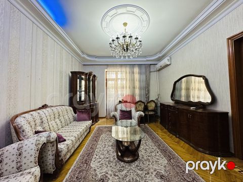 İcarəyə verilir 4 otaqlı köhnə tikili 120 m²