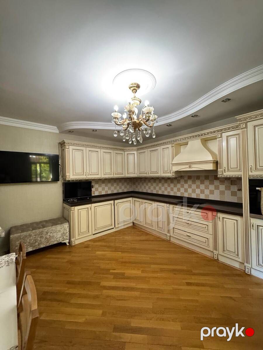 Satılır 8 otaqlı həyət evi/bağ evi 350 m² — Ev, villa, Bakı (4)