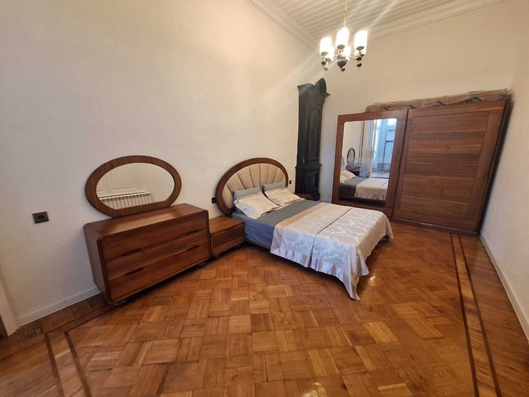 Satılır 2 otaqlı köhnə tikili 72 m² — Mənzil, Bakı (12)