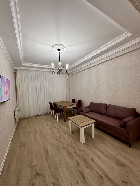 İcarəyə verilir 2 otaqlı yeni tikili 75 m² — Sumqayıt