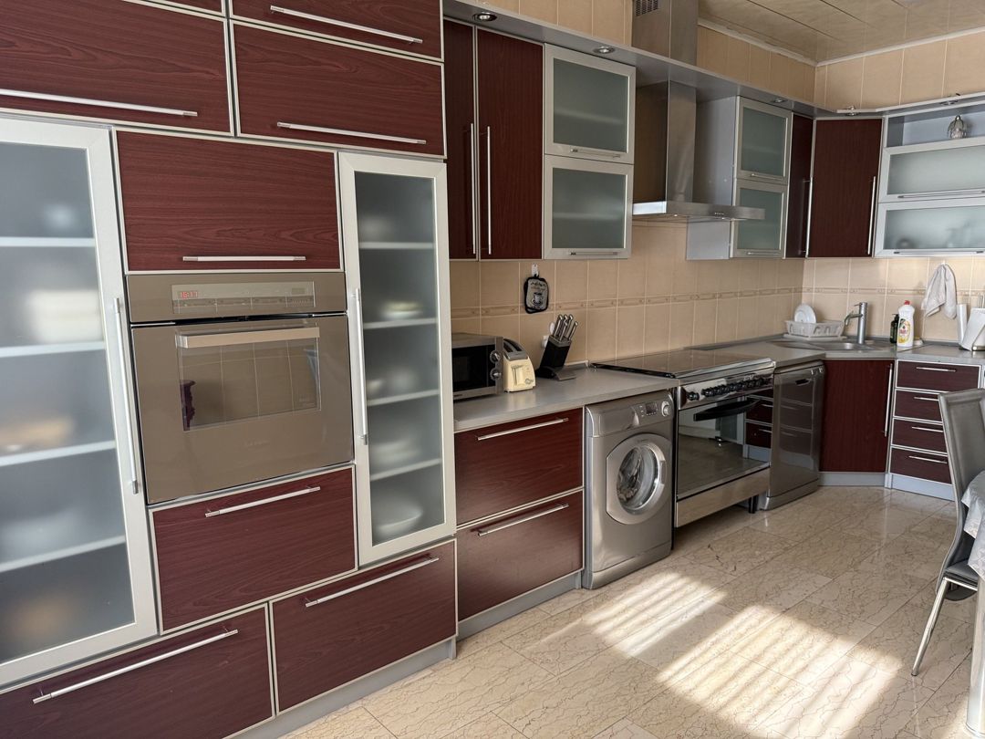 İcarəyə verilir 4 otaqlı yeni tikili 201 m² — Mənzil, Bakı (12)