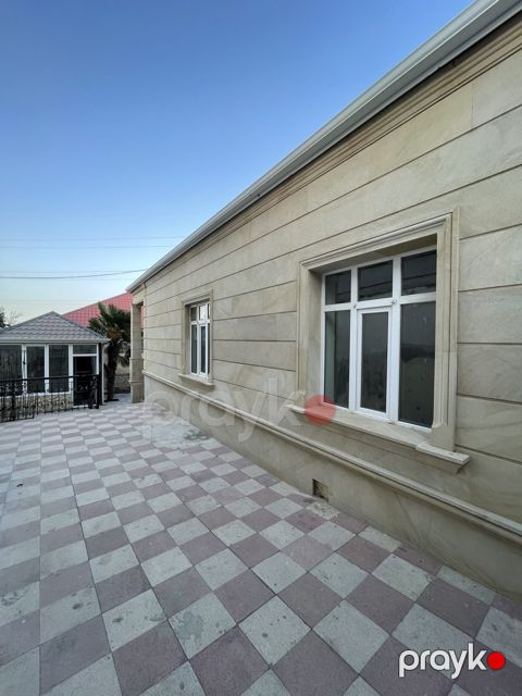 Satılır 4 otaqlı həyət evi/bağ evi 120 m²