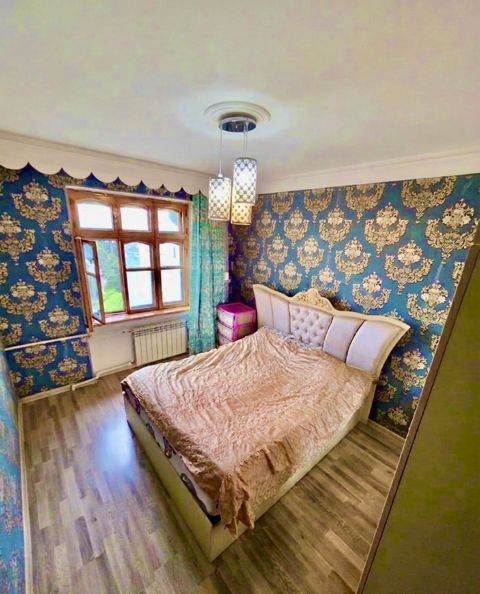 Satılır 3 otaqlı köhnə tikili 85 m² — Bakı