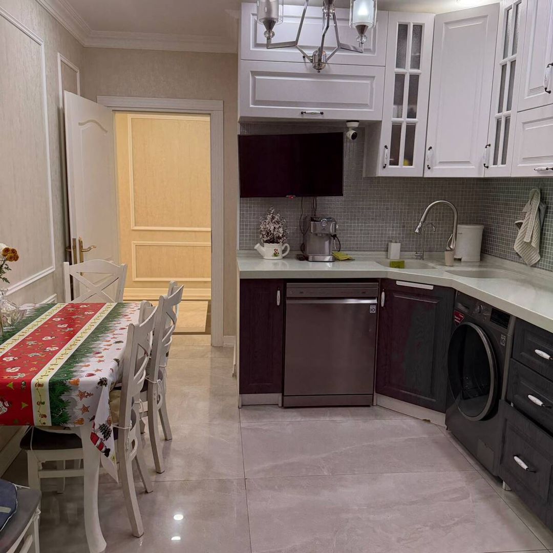 Satılır 3 otaqlı köhnə tikili 110 m² — Mənzil, Bakı (7)