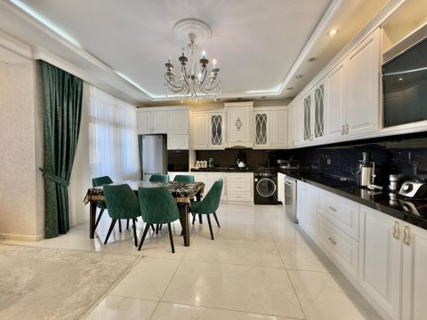 Satılır 3 otaqlı yeni tikili 180 m² — Bakı