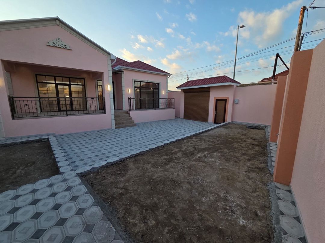 Satılır 4 otaqlı həyət evi/bağ evi 150 m² — Ev, villa, Bakı (2)