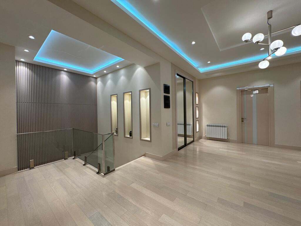Satılır 6 otaqlı yeni tikili 360 m² — Mənzil, Bakı (12)