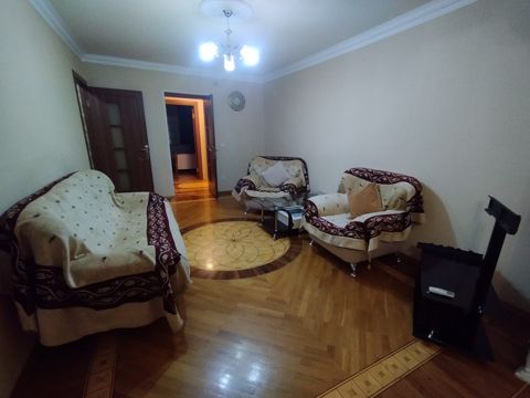 İcarəyə verilir 3 otaqlı köhnə tikili 80 m² — Bakı