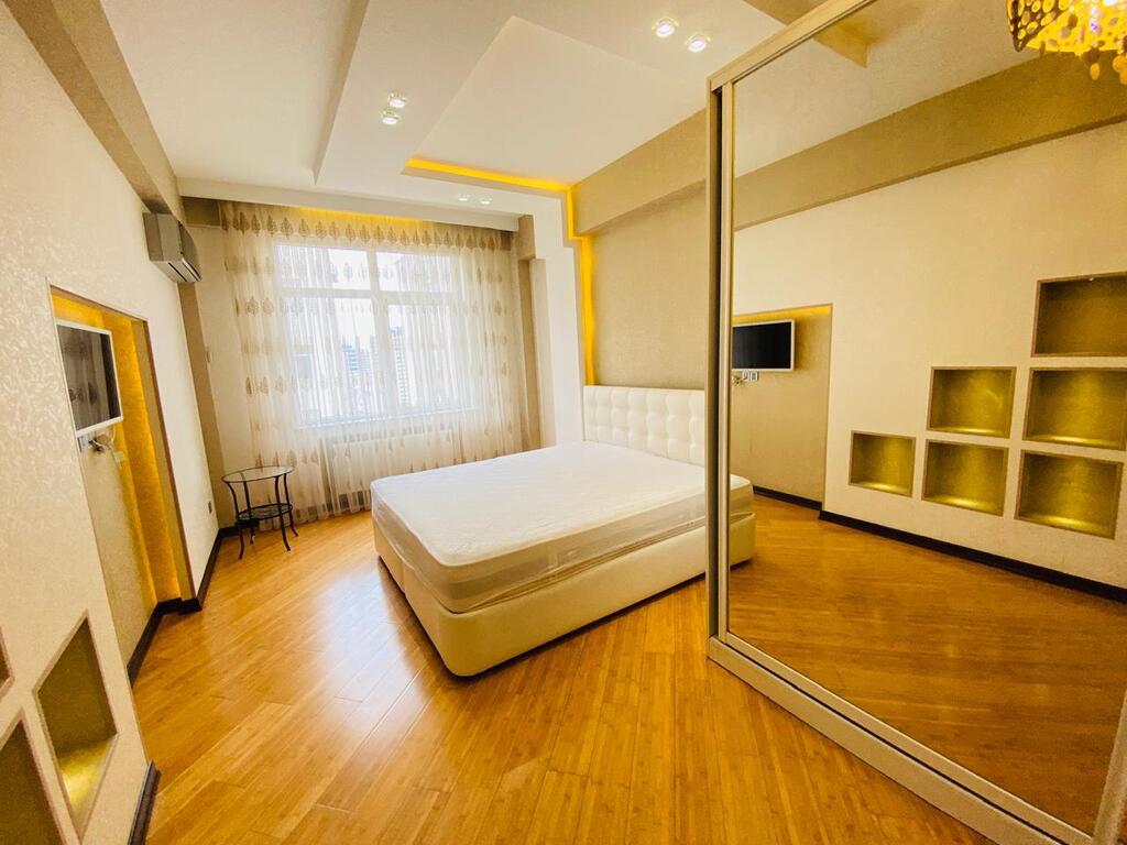Satılır 3 otaqlı yeni tikili 115 m² — Mənzil, Bakı (7)