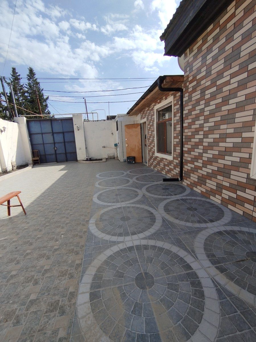 Satılır 3 otaqlı həyət evi/bağ evi 120 m² — Ev, villa, Bakı (2)