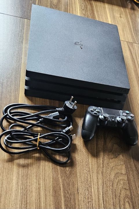 PS4 PRO 1 TB — Bakı