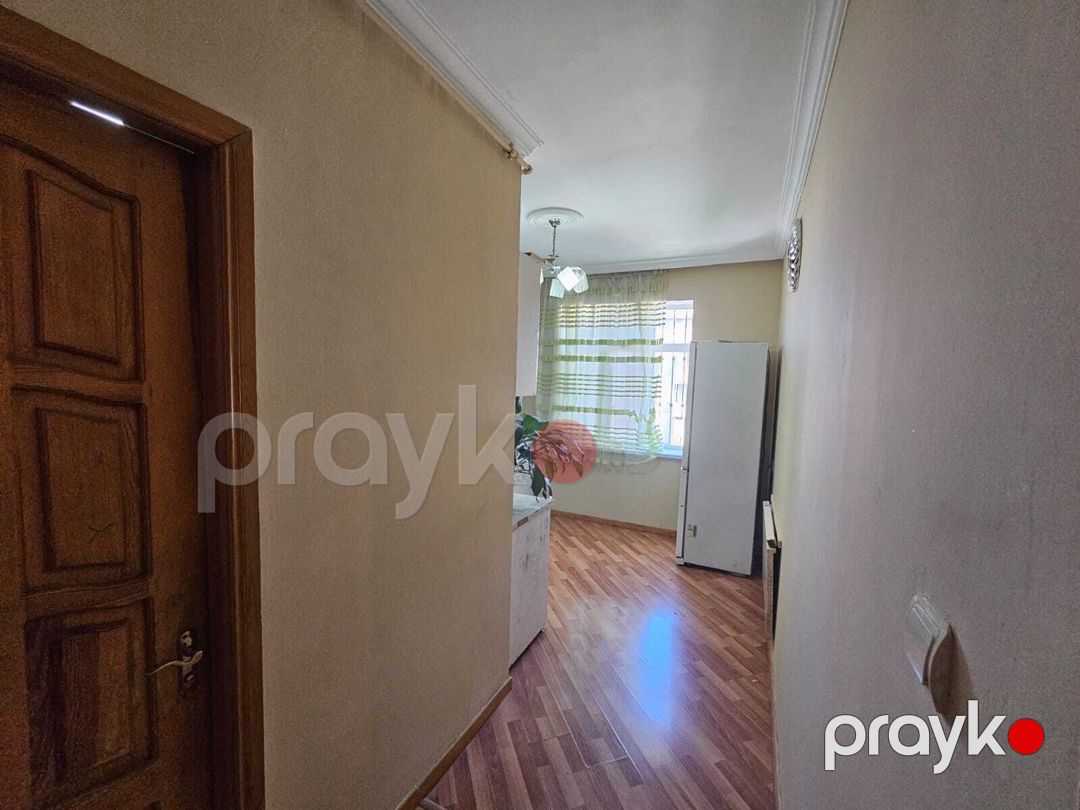 Satılır 2 otaqlı köhnə tikili 65 m² — Mənzil, Bakı (8)