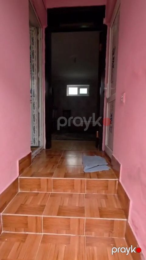 Satılır 1 otaqlı həyət evi/bağ evi 42 m²
