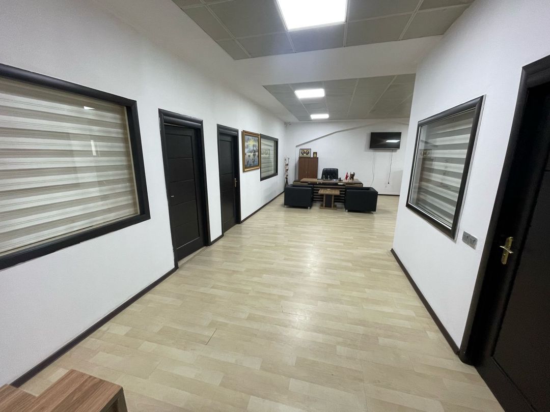 İcarəyə verilir 5 otaqlı ofis 204.3 m² — Ofis, Bakı (11)