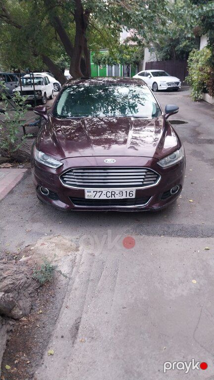 Ford Fusion (North America), 2.0 L, 1.4 kWh, 2013 il, 390 000 km