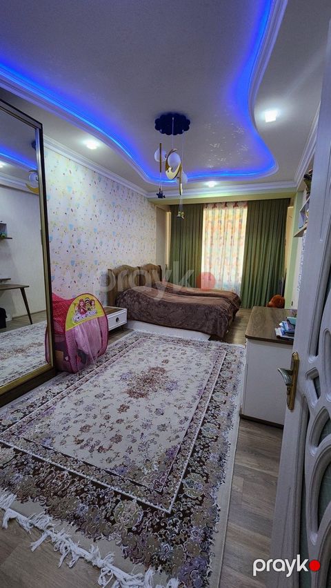 Satılır 4 otaqlı yeni tikili 150 m²