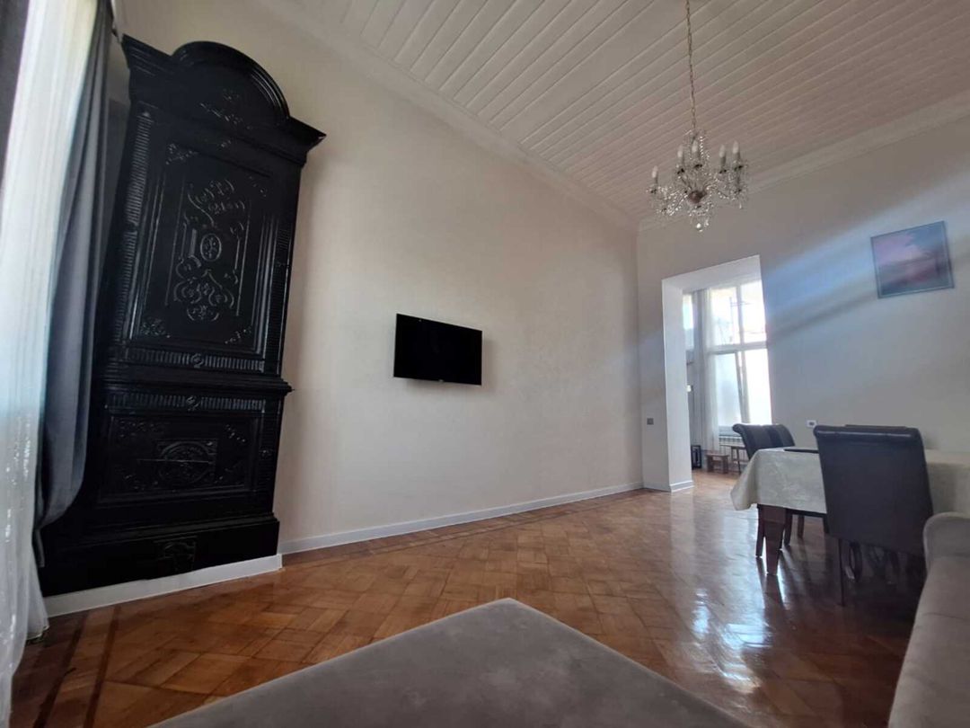 Satılır 2 otaqlı köhnə tikili 72 m² — Mənzil, Bakı (8)