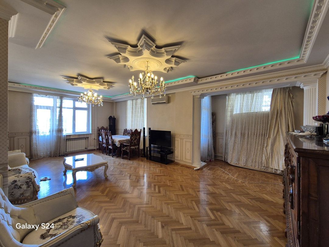 Satılır 4 otaqlı yeni tikili 165 m² — Mənzil, Bakı (2)