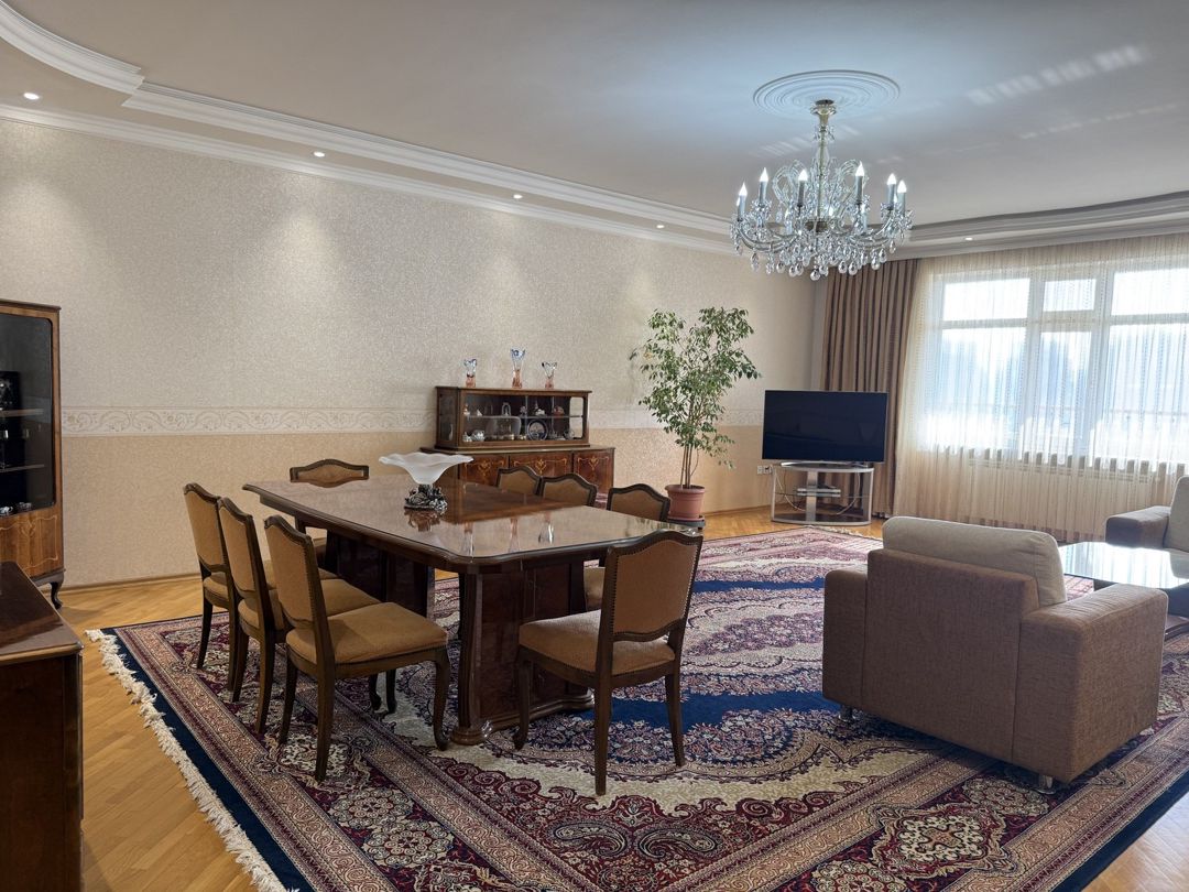 İcarəyə verilir 4 otaqlı yeni tikili 201 m² — Mənzil, Bakı (4)