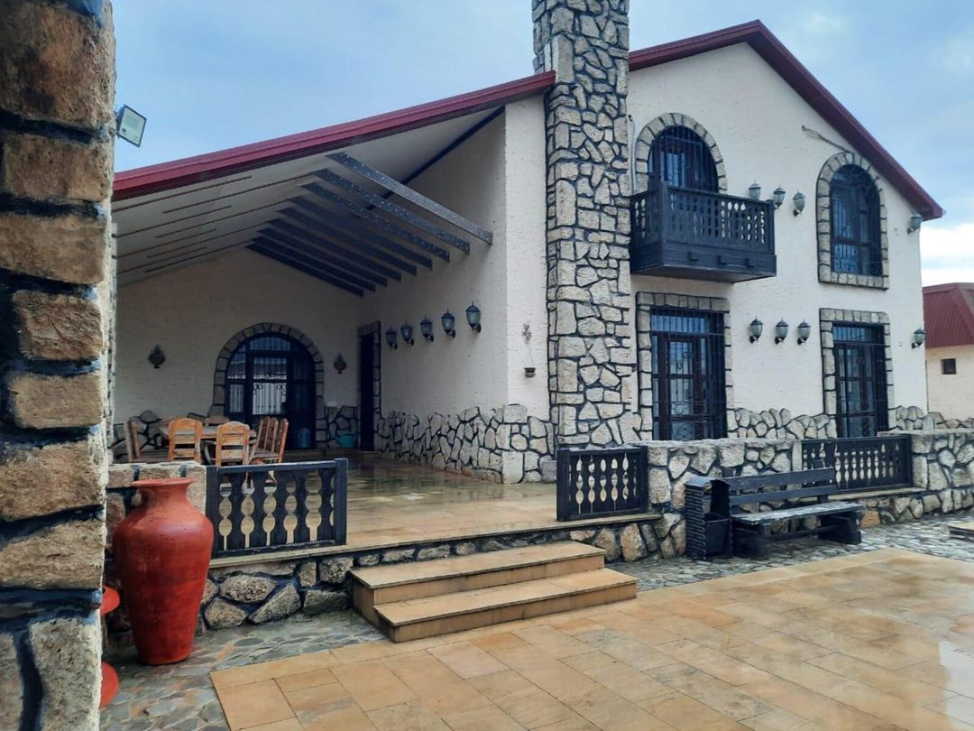 İcarəyə verilir 4 otaqlı həyət evi/bağ evi 200 m² — Ev, villa, Bakı (7)
