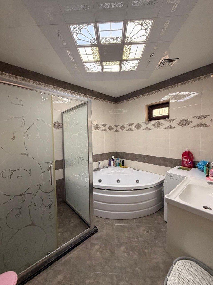 Satılır 5 otaqlı həyət evi/bağ evi 260 m² — Ev, villa, Bakı (8)