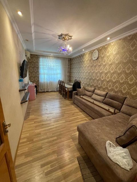 İcarəyə verilir 3 otaqlı köhnə tikili 90 m² — Bakı