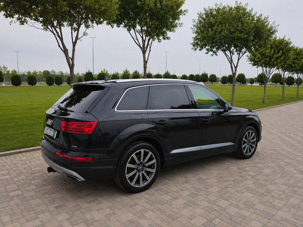 Audi Q7, 2.0 L, 2019 il, 185 000 km — Avtomobillər, Bakı (4)