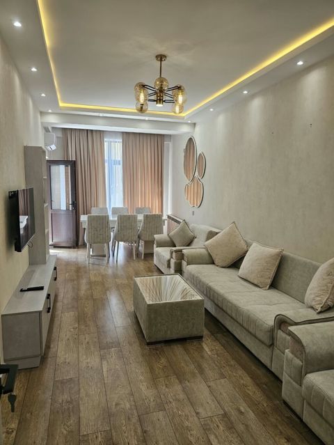 Yeni, Azərbaycan — Bakı
