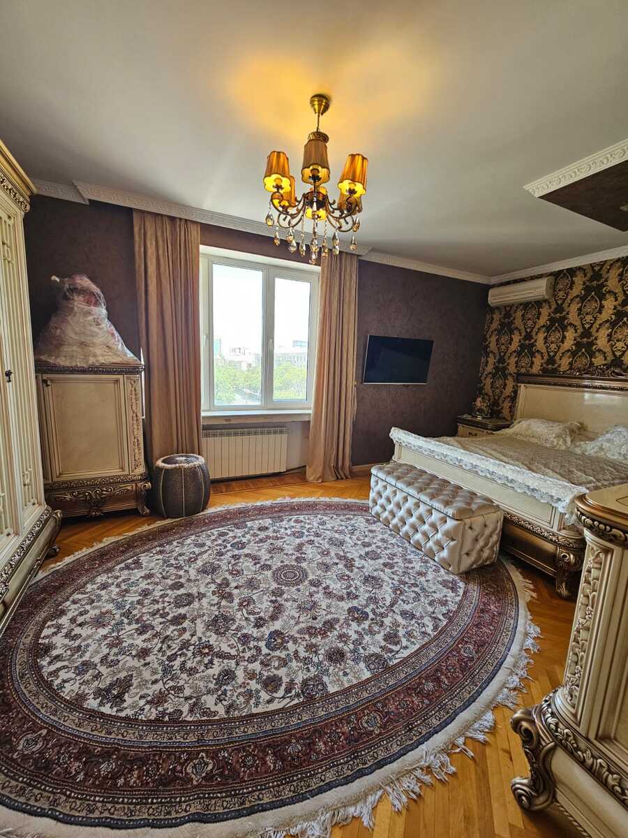 Satılır 4 otaqlı köhnə tikili 110 m² — Mənzil, Bakı (8)