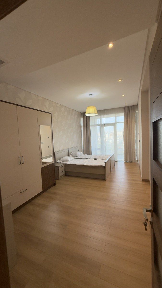 İcarəyə verilir 4 otaqlı yeni tikili 201.2 m² — Mənzil, Bakı (8)