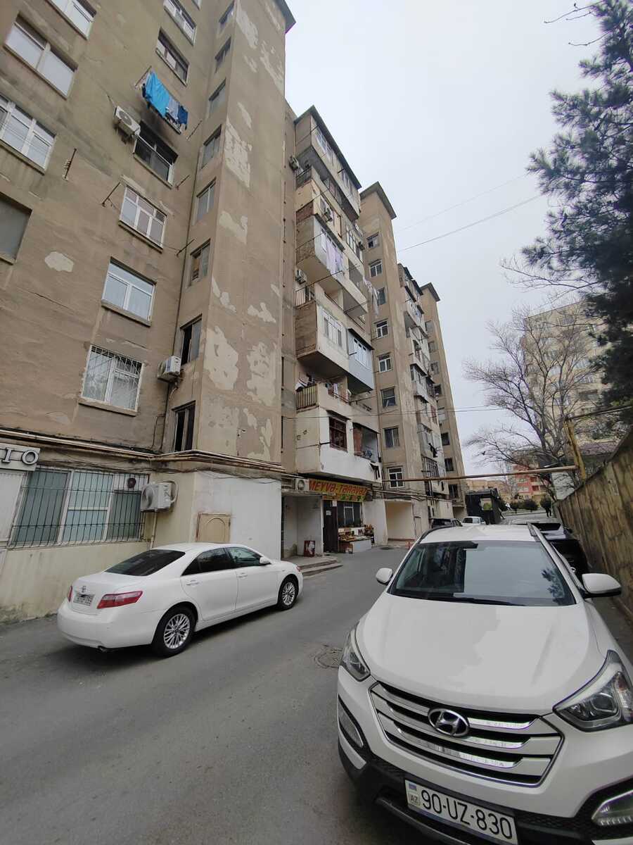 Satılır 5 otaqlı köhnə tikili 120 m² — Mənzil, Bakı (2)