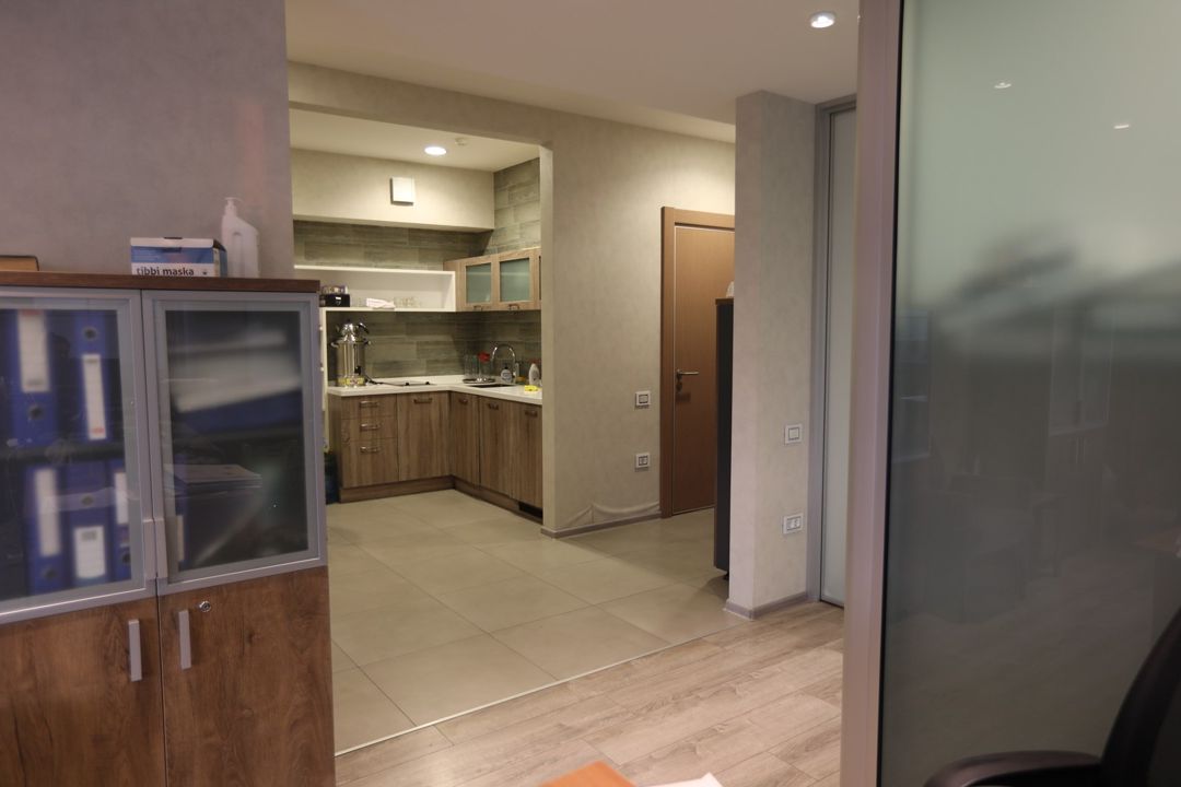 İcarəyə verilir 11 otaqlı ofis 490 m² — Ofis, Bakı (12)
