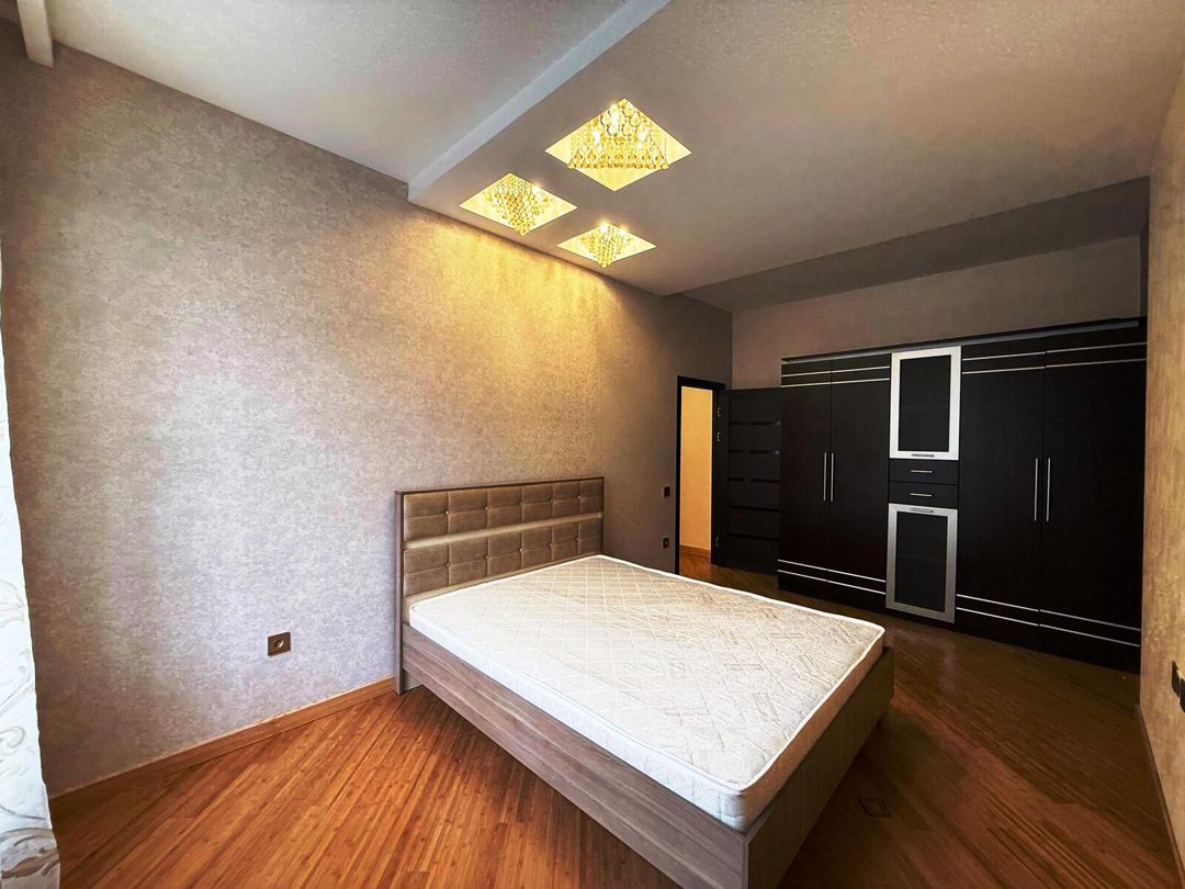 Satılır 3 otaqlı köhnə tikili 100 m² — Mənzil, Bakı (11)