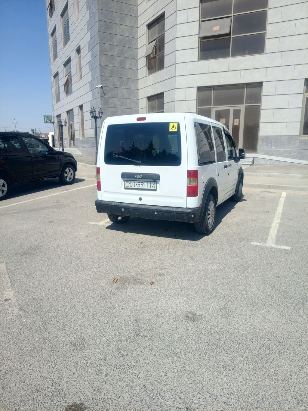 Ford Tourneo Connect: 1.8 l 2007 il 25555 km Van/Minivan — Avto, Digah (2)